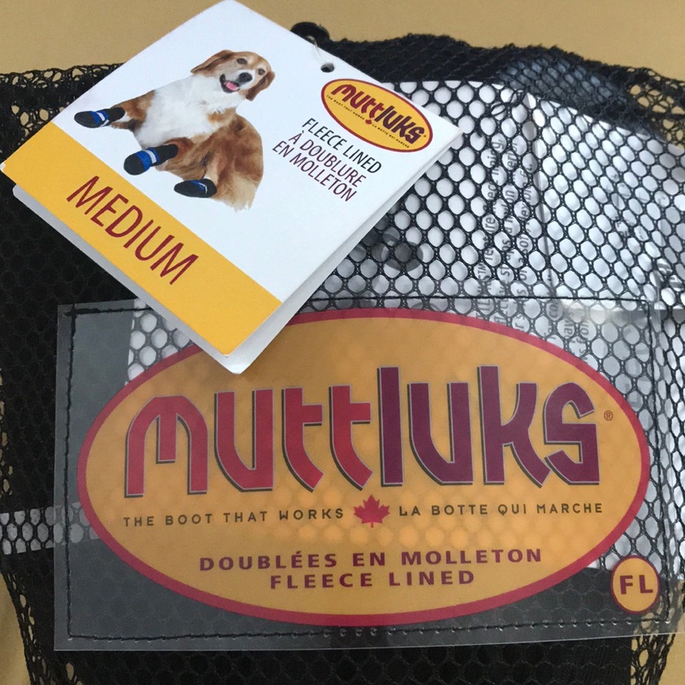 Dog boots (muttluks)